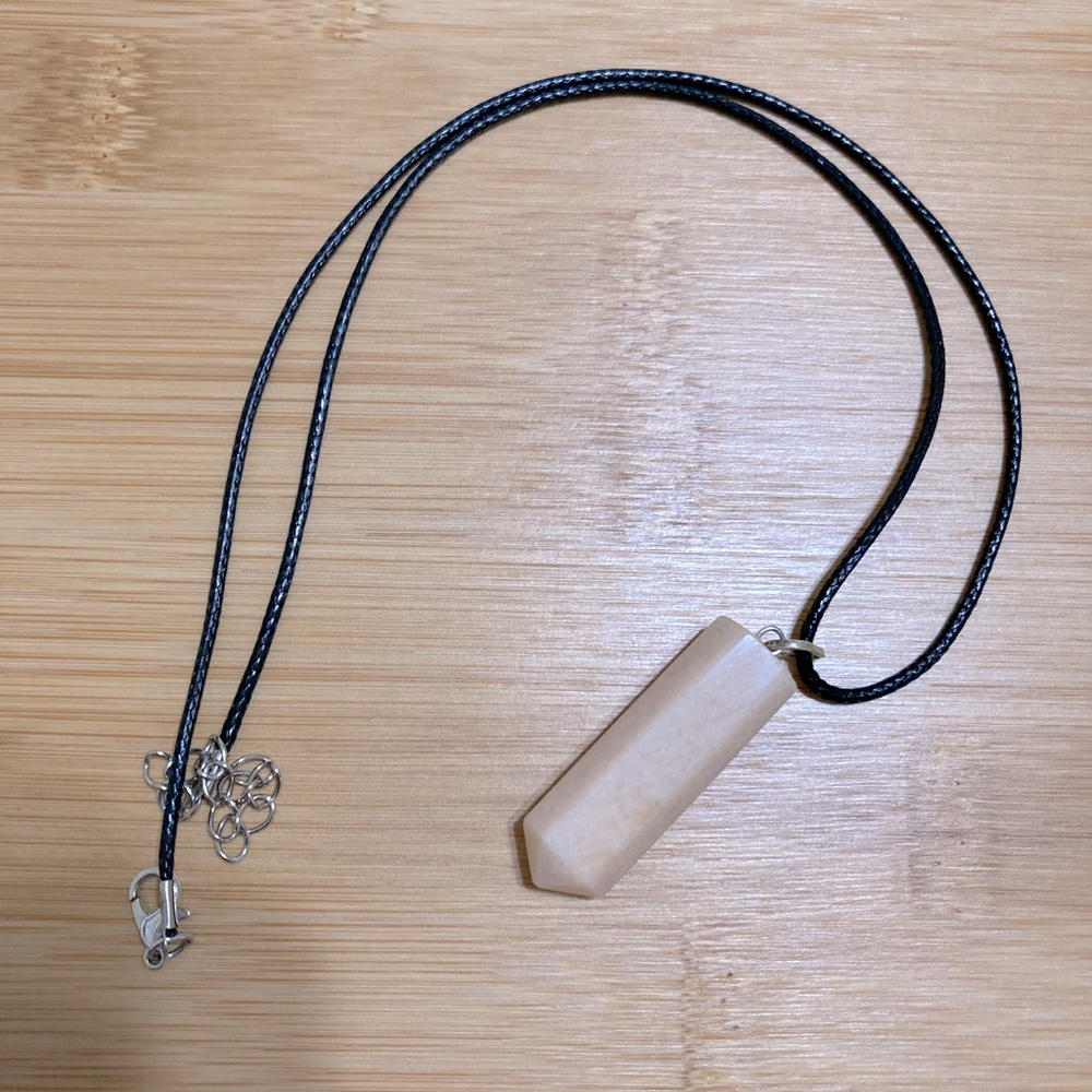 Rose quartz Crystal necklace 🌸